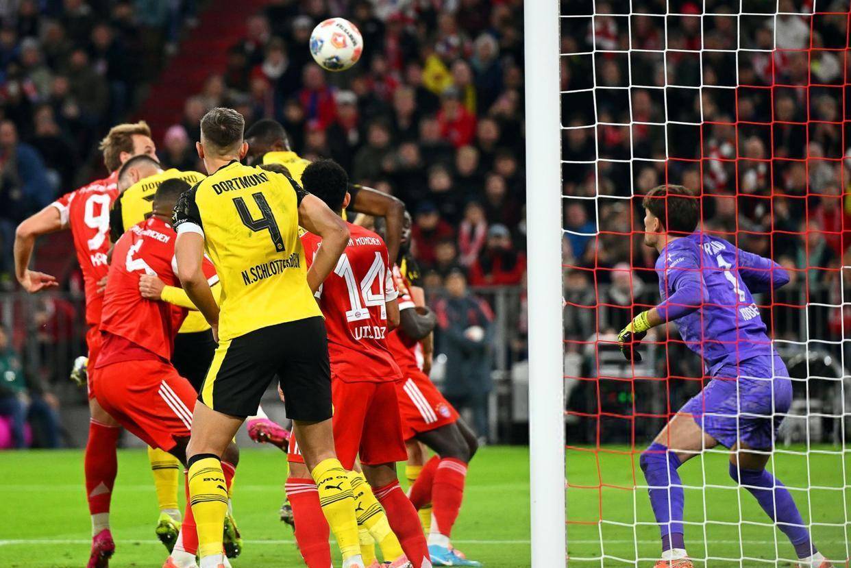 荷兰横扫拜仁，德布劳内关键制胜