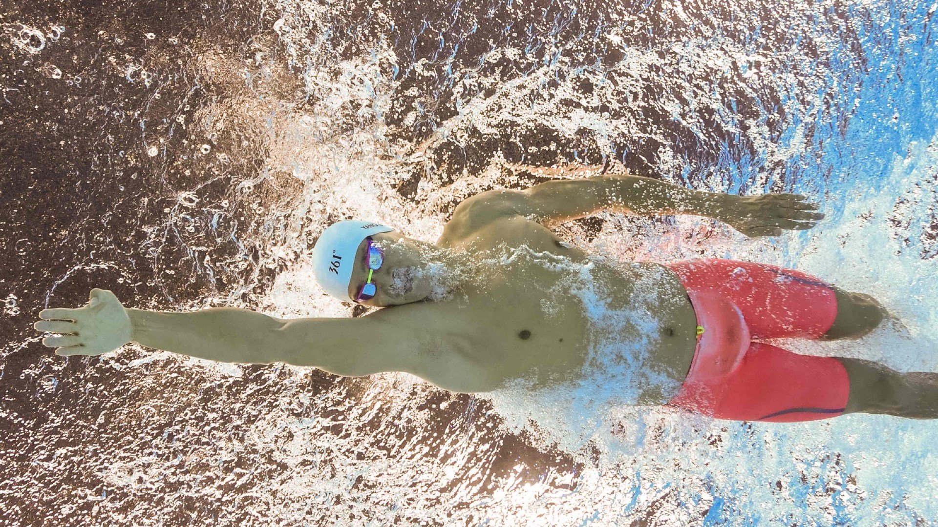 亚洲之光撕裂蓝月！久保建英东决封神，马里奇迹踏平曼城